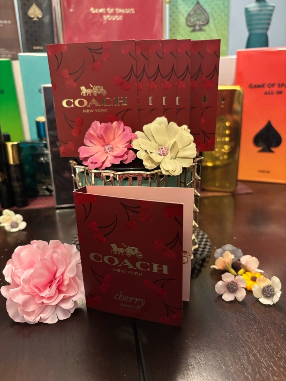 Coach Cherry Parfum Sample Pack - Red and Pink